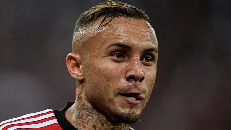 Everton Cebolinha pode trocar o Flamengo por grande potência das Américas. Foto: Thiago Ribeiro/AGIF