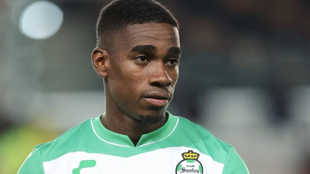 Félix Torres está contratado pelo Corinthians. (Photo by Agustin Cuevas/Getty Images)