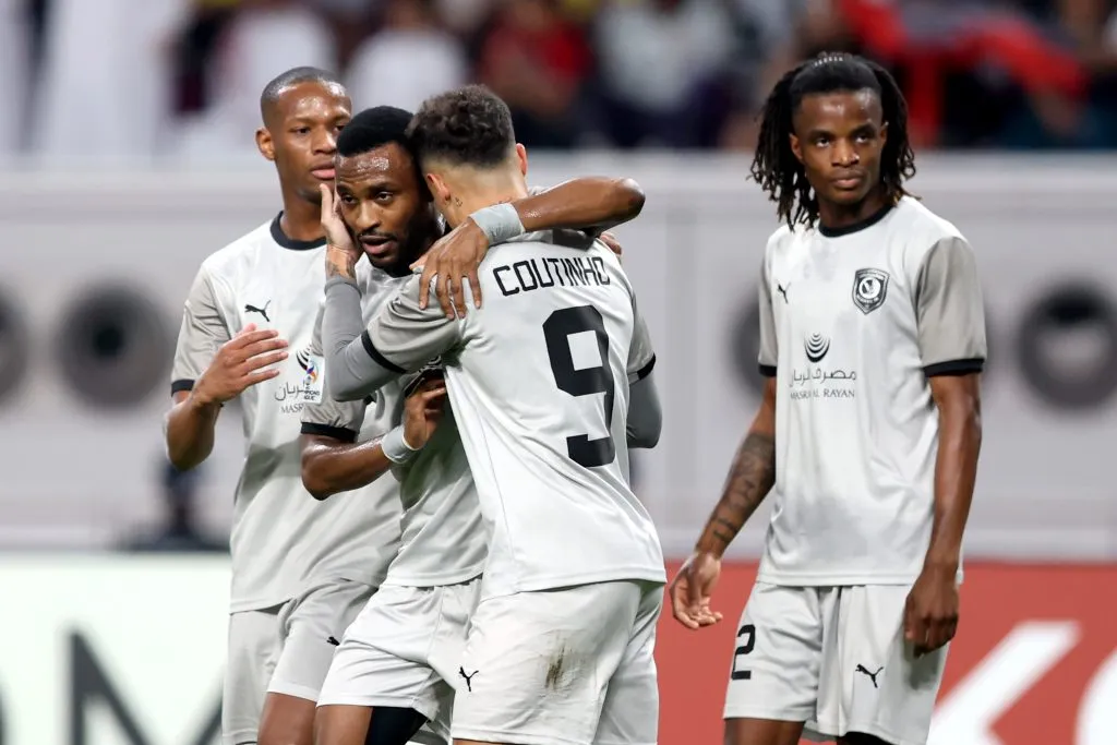 Philippe Coutinho celebrando gol pelo Al-Duhail. (Photo by Mohamed Farag/Getty Images)