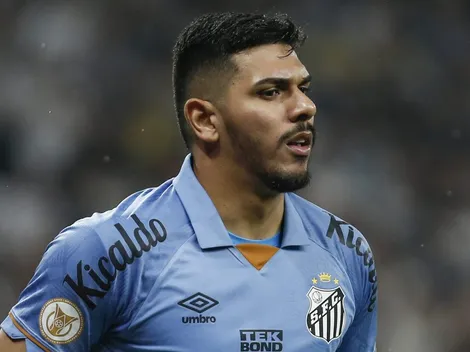 Santos não para no mercado e busca goleiro para concorrer à vaga de titular com João Paulo