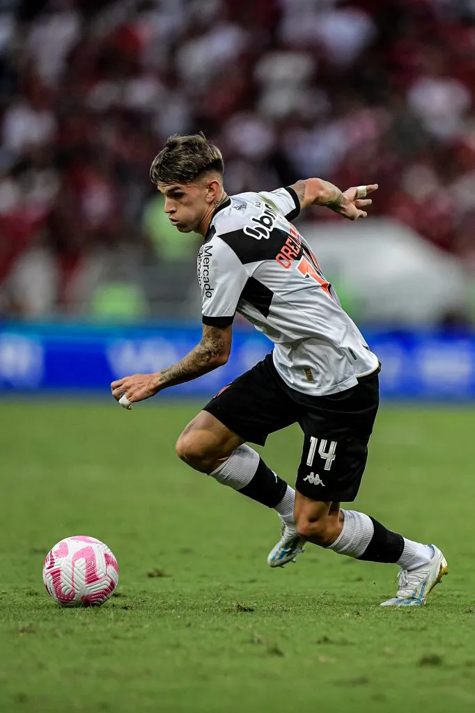 Luca Orellano deixará o Vasco. Foto: Thiago Ribeiro/AGIF