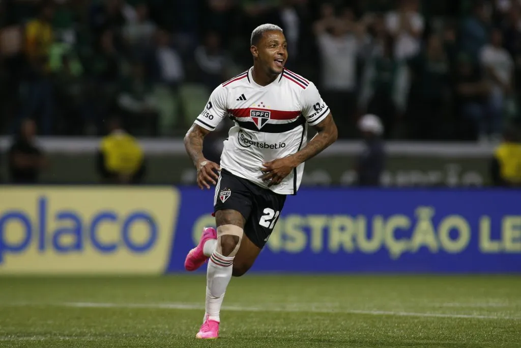David em ação pelo São Paulo (Photo by Miguel Schincariol/Getty Images)