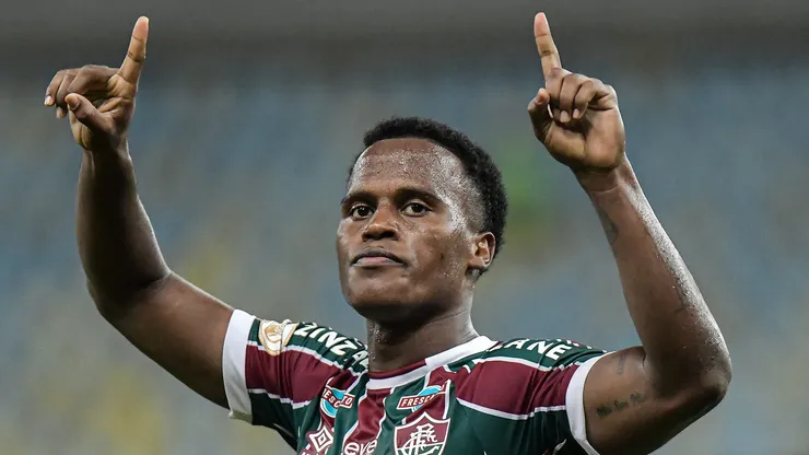 Jhon Arias pode trocar o Fluminense por outro grande projeto. Foto: Thiago Ribeiro/AGIF