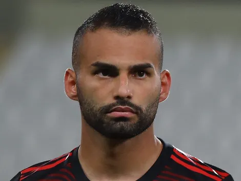 Rival do Flamengo quer atravessar o Corinthians e anunciar Thiago Maia
