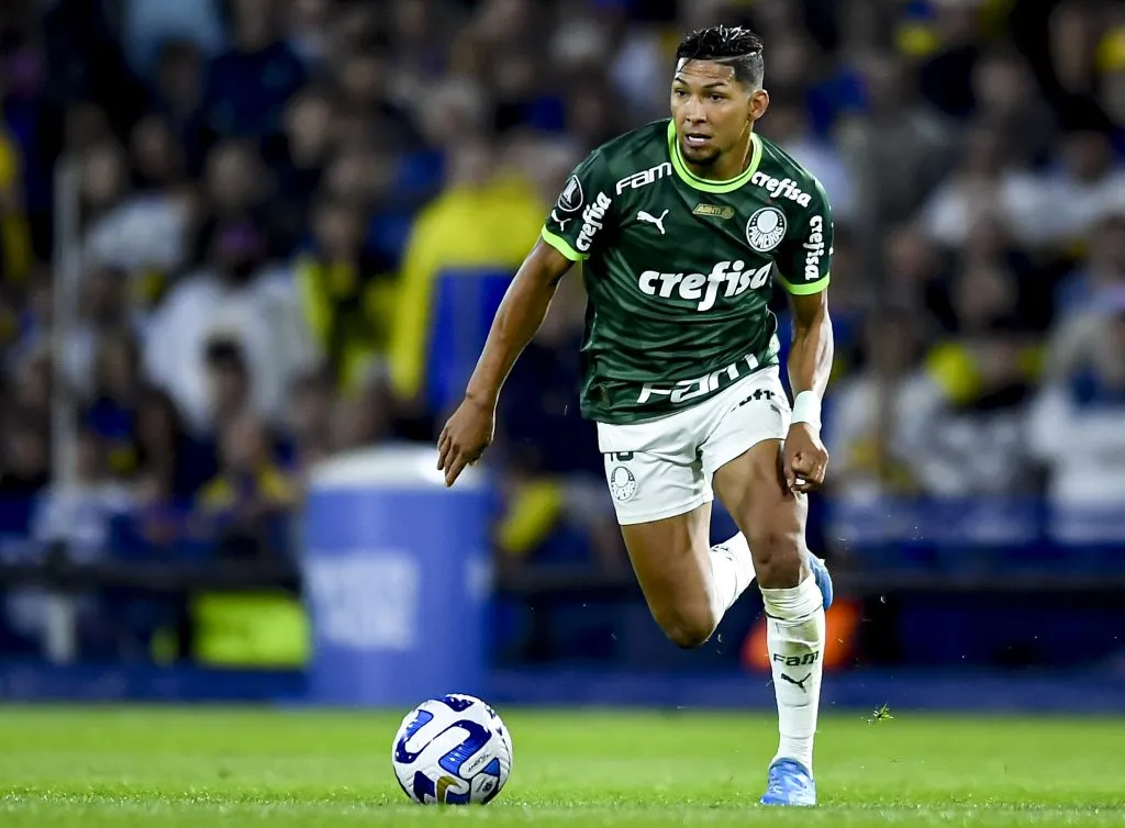 Rony em ação contra o Boca Juniors. (Photo by Marcelo Endelli/Getty Images)