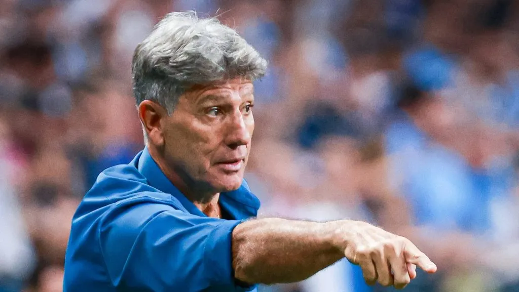 Renato Portaluppi recebe péssima notícia no Grêmio. Foto: Maxi Franzoi/AGIF