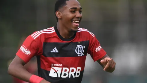 Lorran se destaca desde a base do CRF. Foto: Paula Reis/Flamengo