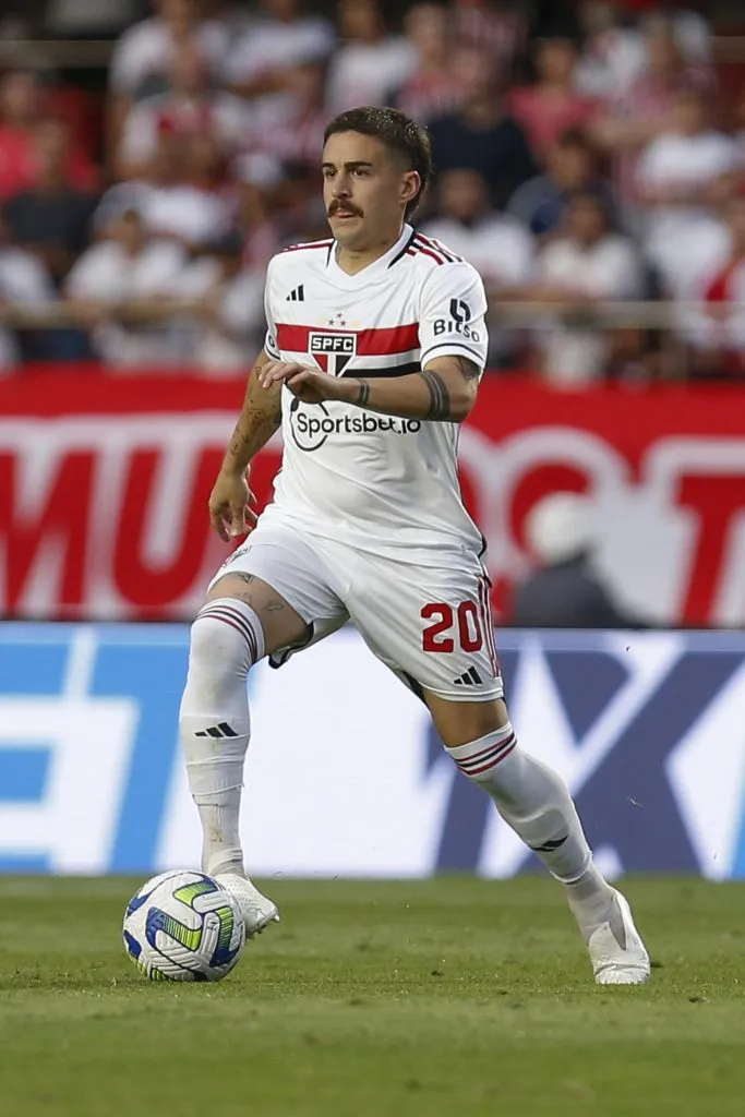 Gabriel Neves (Photo by Ricardo Moreira/Getty Images)