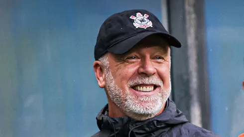 Corinthians quer novo camisa 10. Foto: Maxi Franzoi/AGIF