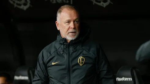 Mano Menezes: técnico espera novos reforços no Corinthians (Foto: Ricardo Moreira/Getty Images)