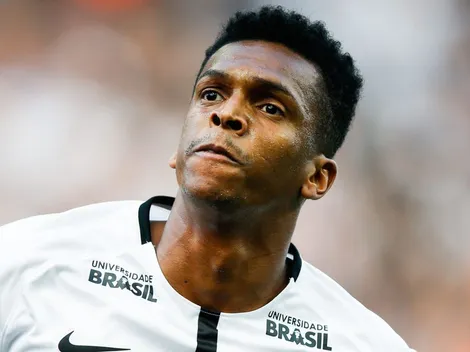 Ex-Corinthians, Jô larga aposentadoria e encaminha acerto com novo time