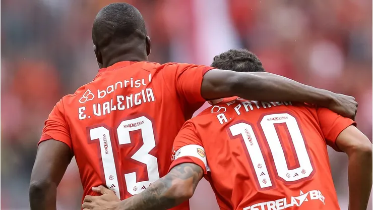 Internacional se torna um dos 3 favoritos ao título do Brasileirão (Photo by Pedro H. Tesch/Getty Images)