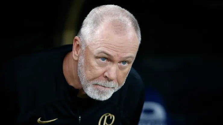 Mano Menezes: técnico pediu contratação no Corinthians (Foto: Wagner Meier/Getty Images)