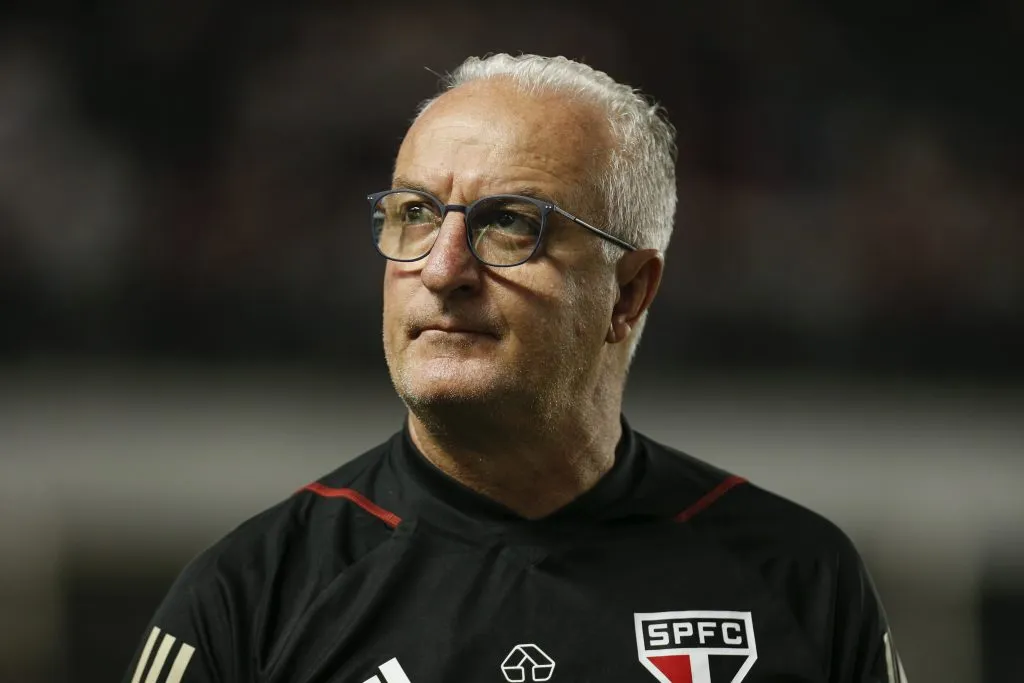 Dorival Júnior, comandante da equipe (Photo by Ricardo Moreira/Getty Images)