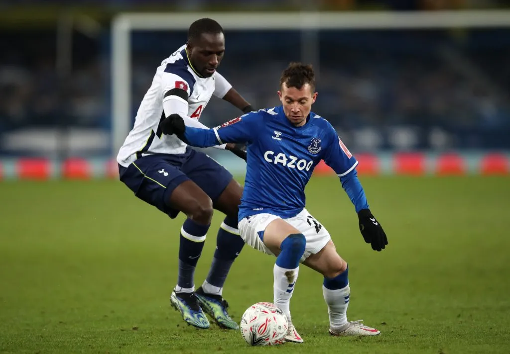 Bernard nos tempos de Everton, jogando na Premier League. (Photo by Clive Brunskill/Getty Images)