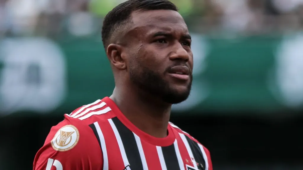 Luan está de saída – Foto: Robson Mafra/AGIF