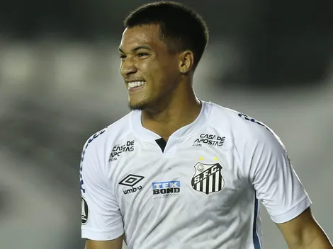 Clube europeu entra na disputa pela contratação de Marcos Leonardo