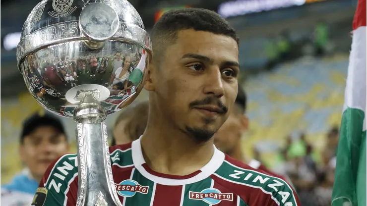 Mercado da bola André, do Fluminense, acerta com novo time (Photo by Ricardo Moreira/Getty Images)