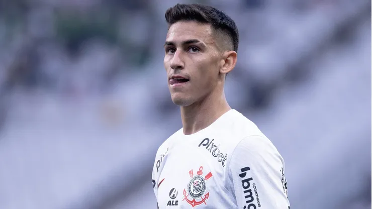 "Coudet recupera o futebol dele"; Matías Rojas aparece no Internacional de última hora. Foto: Ettore Chiereguini/AGIF