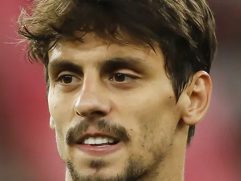 Rodrigo Caio recebe proposta oficial para jogar em rival do Flamengo