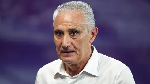 Tite técnico do Flamengo durante partida contra o Cruzeiro no estádio Mineirão pelo campeonato Brasileiro A 2023. Foto: Gilson Lobo/AGIF