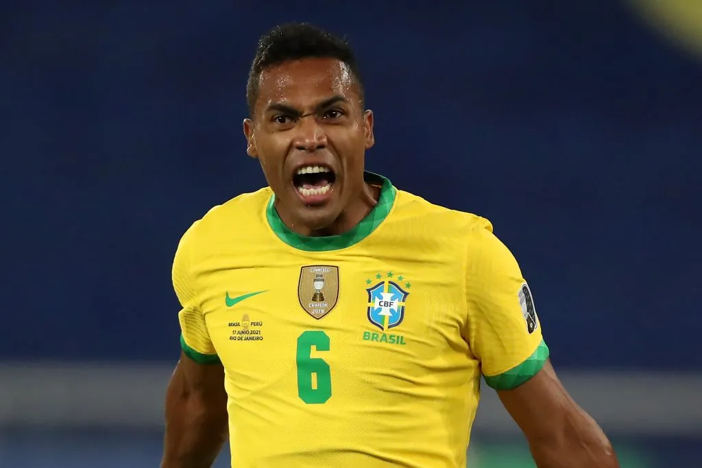 Alex enfrentando o Peru (Photo by Buda Mendes/Getty Images)