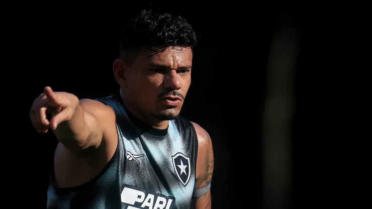 Tiquinho está em alta no mercado da bola (Foto: Vitor Silva/Botafogo/Divulgação)