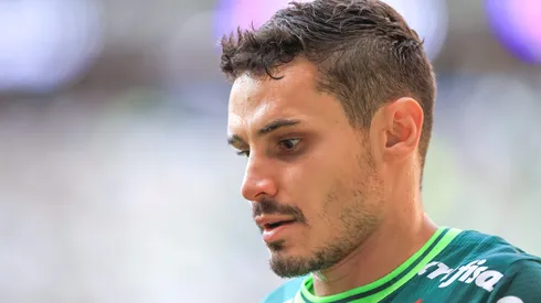 Raphael Veiga jogador do Palmeiras durante partida contra o Botafogo no estadio Arena Allianz Parque pelo campeonato BRASILEIRO A 2023. Foto: Marcello Zambrana/AGIF