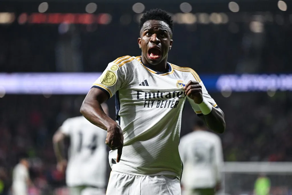 Vini é alvo do PSG. (Photo by David Ramos/Getty Images)