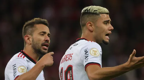 Ex-Flamengo sonha com a Seleção Brasileira. Foto: Silvio Avila/Getty Images