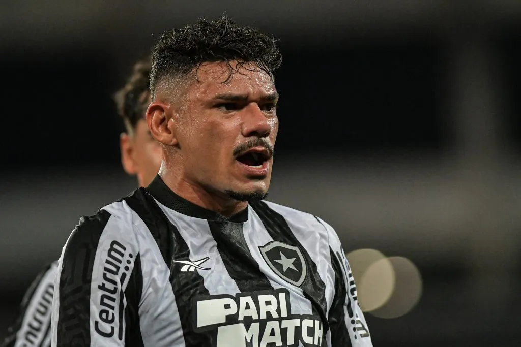 Soares pelo Botafogo. Foto: Thiago Ribeiro/AGIF