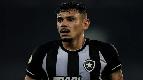 Botafogo: Tiquinho Soares entra na mira de campeão brasileiro para ganhar R$ 500 mil. Foto: Thiago Ribeiro/AGIF