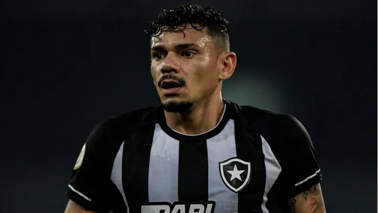 Botafogo: Tiquinho Soares entra na mira de campeão brasileiro para ganhar R$ 500 mil. Foto: Thiago Ribeiro/AGIF
