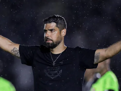 António Oliveira surpreende a todos do Corinthians com atitude no CT Joaquim Grava