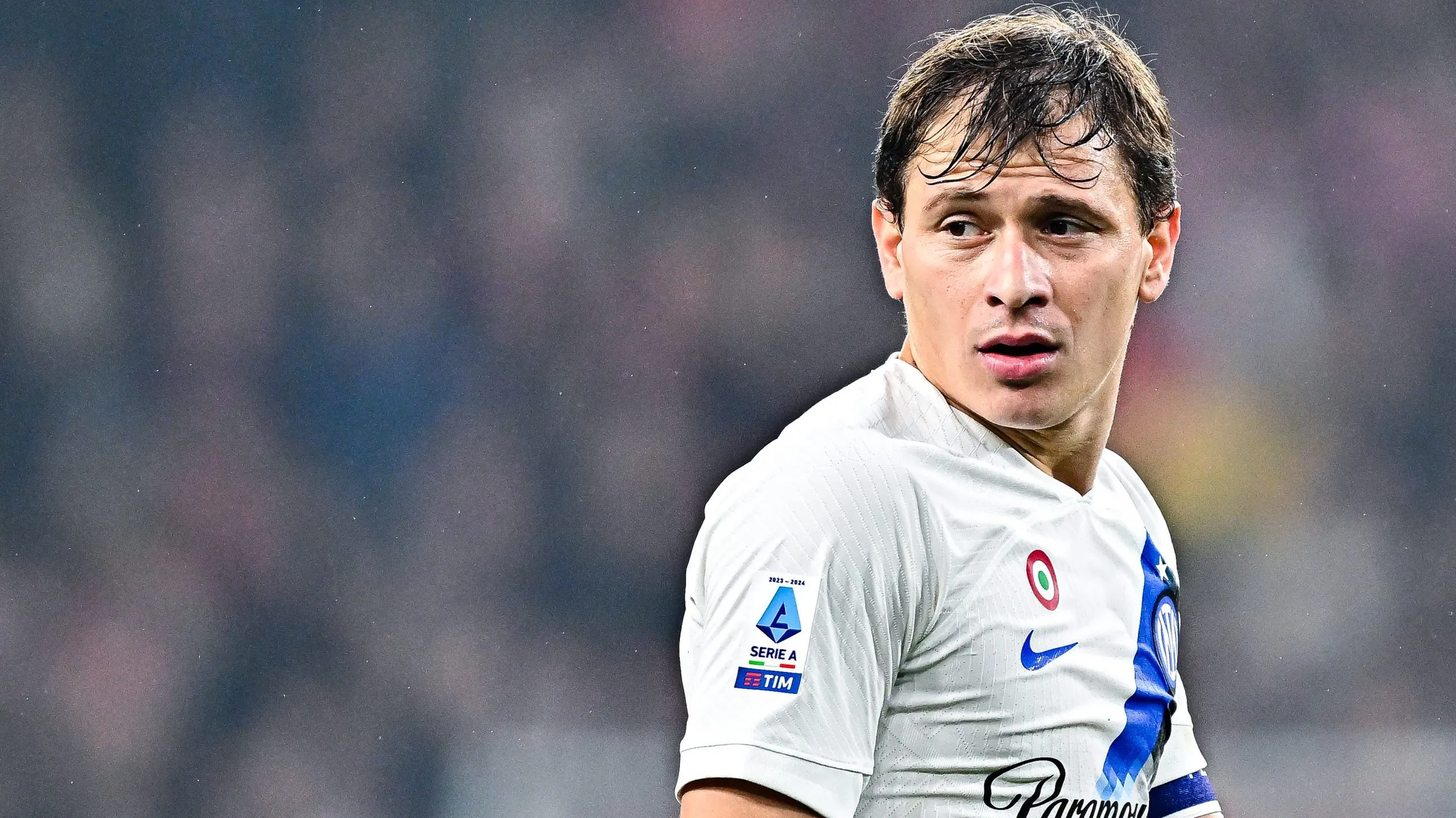 Meio-campista no duelo diante do Genoa (Photo by Simone Arveda/Getty Images)