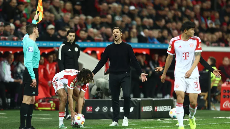 LEVERKUSEN, GERMANY - FEBRUARY 10: Xabi Alonso, Manager of Bayer Leverkusen, reacts during the Bundesliga match between Bayer 04 Leverkusen and FC Bayern München at BayArena on February 10, 2024 in Leverkusen, Germany. (Photo by Leon Kuegeler/Getty Images)