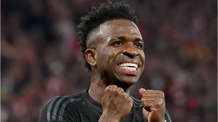 Vini Jr empata o jogo. Foto: Alexander Hassenstein/Getty Images