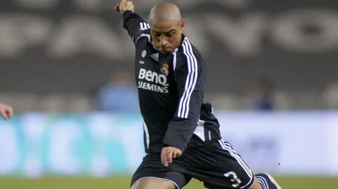 Roberto Carlos of Real Madrid. (Photo by Bagu Blanco/Getty Images).