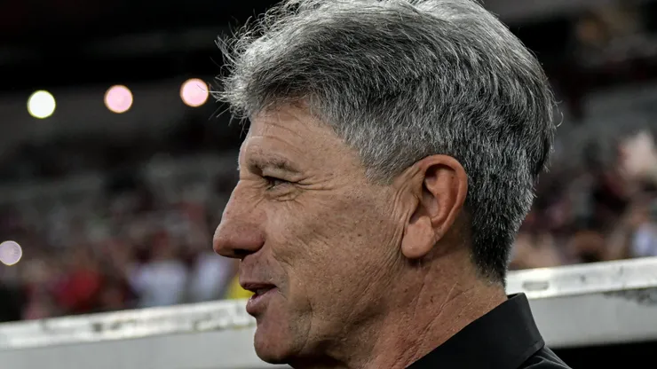 RJ - RIO DE JANEIRO - 11/06/2023 - BRASILEIRO A 2023, FLAMENGO X GREMIO - Renato Portaluppi tecnico do Gremio durante partida contra o Flamengo no estadio Maracana pelo campeonato BRASILEIRO A 2023. Foto: Thiago Ribeiro/AGIF