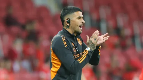 Lucho González: auxiliar abriu o jogo em coletiva no Inter (Foto: Divulgação/Inter)
