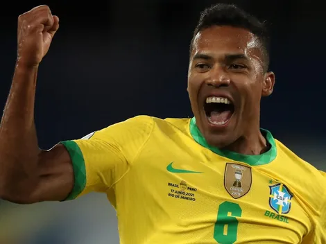 Alvo de Flamengo e Inter, Alex Sandro aceita proposta de clube brasileiro