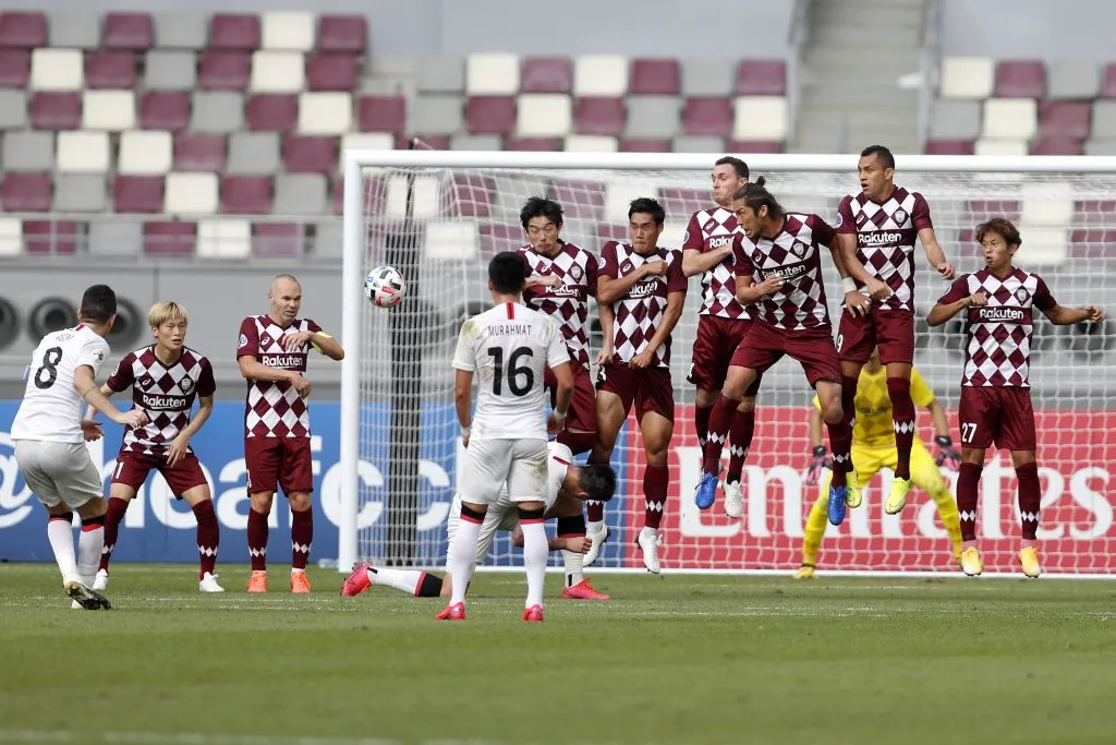Inter negocia com o meia. (Photo by Mohamed Farag/Getty Images)