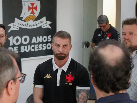 Pedrinho se manifesta imediatamente no Vasco após info de Jorge Nicola