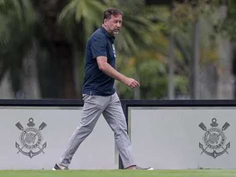 Augusto Melo muda planejamento e Corinthians tem 1ª reviravolta na gestão