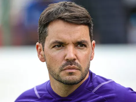 Pegou avião e tchau: Larcamon é avisado sobre saída de jogador do Cruzeiro