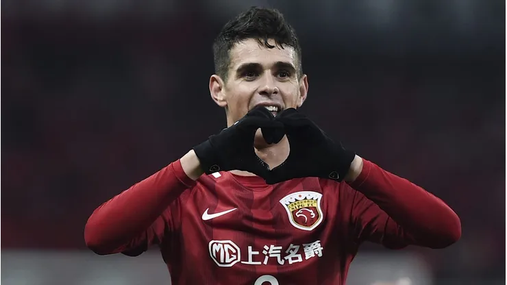 Oscar seria o nome ideal para 'substituir' James Rodríguez no São Paulo (Photo by Visual China/Getty Images)