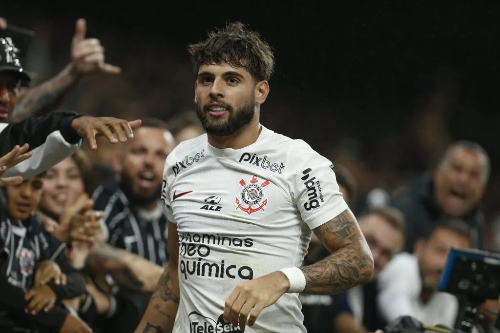 Atacante em ação pelo Corinthians (Photo by Ricardo Moreira/Getty Images)