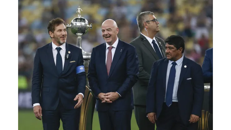 CBF precisa se atentar aos riscos e contar com ajuda da Conmebol e FIFA caso precise. Foto: Ricardo Moreira/Getty Images