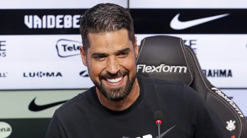 António Oliveira, técnico do Corinthians. Foto: Rodrigo Coca/Ag