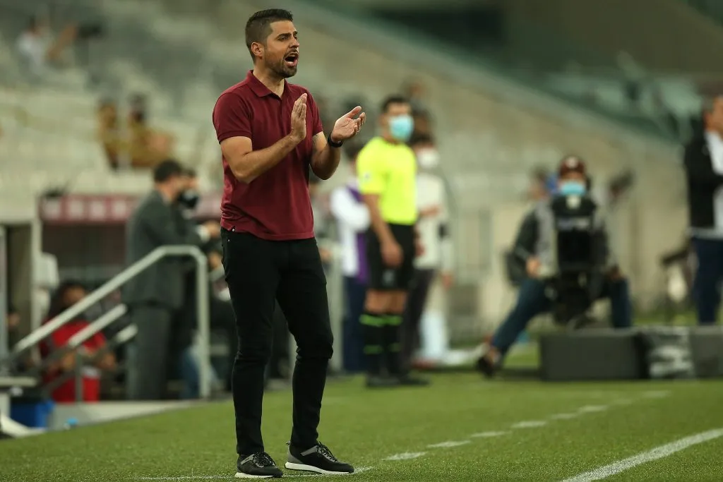 António Oliveira coach (Photo by Alexandre Schneider/Getty Images)